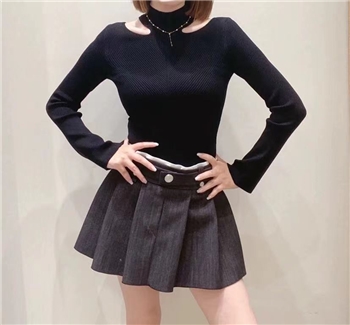 法式优雅M2023年早秋新款纯色露肩打底衫针织上衣女