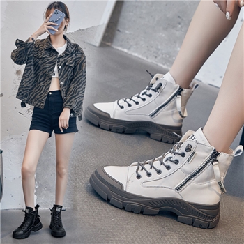 马丁靴女2024年秋季新款平跟高帮鞋女韩版百搭休闲单里女短靴女鞋