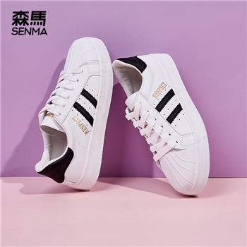 森马少女小白鞋春秋爆款百搭平底轻便简约薄款学生透气休闲板鞋子